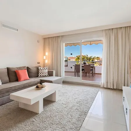 Appartement In With Kitchen Estepona